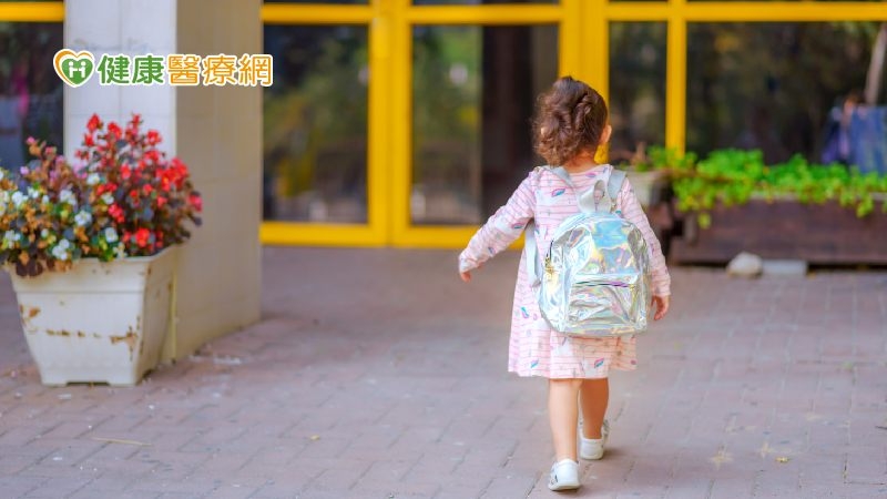 走出醫院關注弱勢家庭遲緩兒! 醫院和幼兒園合作助孩童評估、早期療育