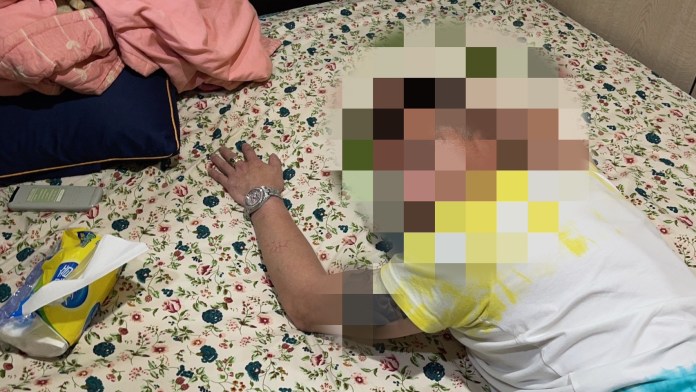 (馬桶水箱藏槍彈片)看電影《教父》學的?嫌犯槍彈藏馬桶水箱底層 員警上廁所尿尿搜出 68 | 社會 社會 記者爆料網