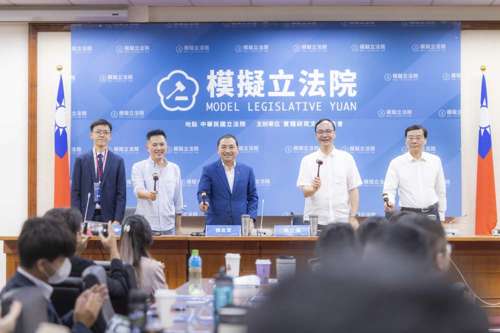 傳對高虹安被起訴立場不同 朱立倫、侯友宜齊聲駁斥 282 傳對高虹安被起訴立場不同 朱立倫、侯友宜齊聲駁斥 281