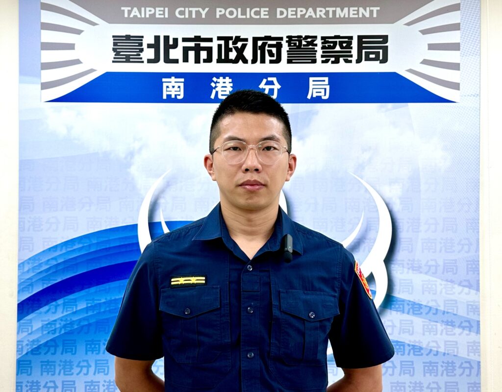 玉成派出所所長蔡維哲說明。