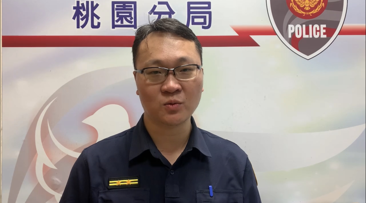 桃園分局中路所長吳政哲說明。（記者徐煜勝翻攝）