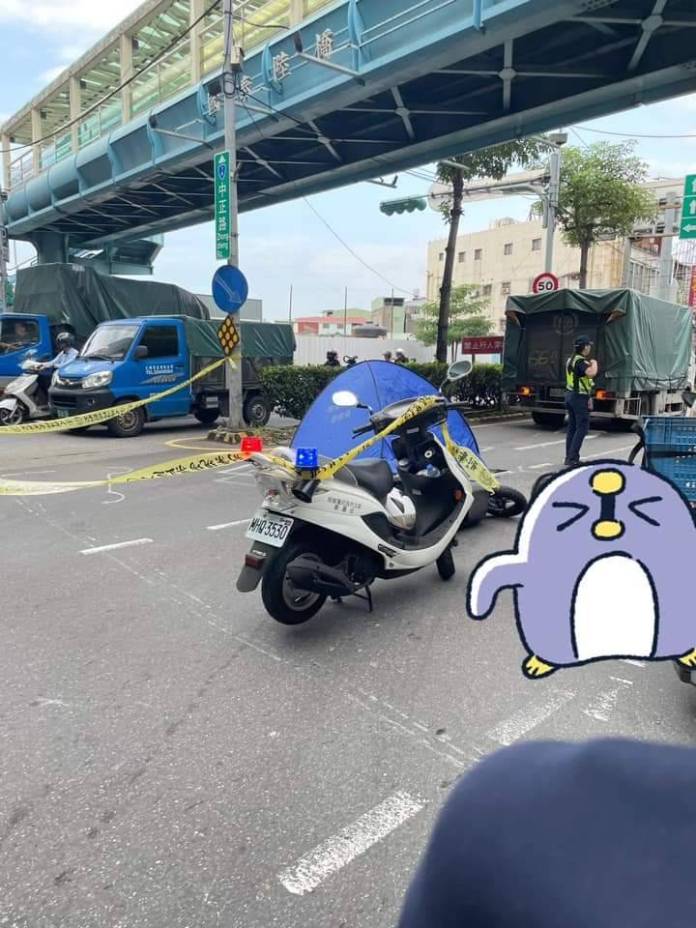 快訊/新莊死亡車禍 女騎士與右轉大貨車碰撞當場死亡 65 114 3 | 社會 社會 記者爆料網