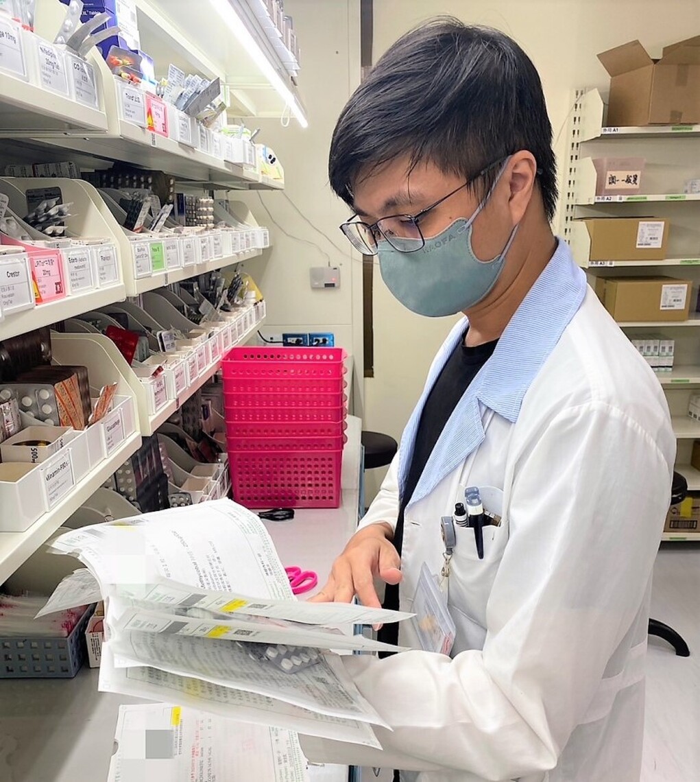 藥師:關於我從社區藥局回鍋醫院的那件事