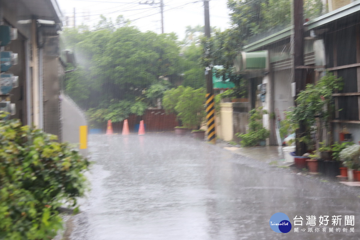 南投將有局部大雨機率。（記者扶小萍攝）