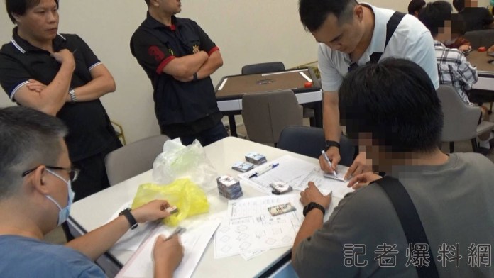 另類「桌遊」?台中大里桌遊休閒館「轉型」麻將賭場 合法掩護非法GG了 70 另類「桌遊」?台中大里桌遊休閒館「轉型」麻將賭場 合法掩護非法GG了