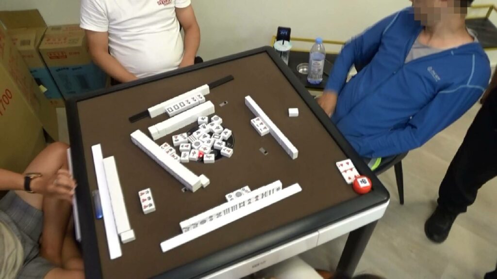 另類「桌遊」?台中大里桌遊休閒館「轉型」麻將賭場 合法掩護非法GG了 69 33660 0 | 社會 社會 記者爆料網