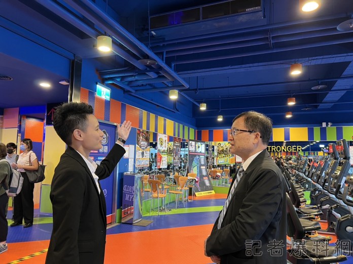 全台第一家! World Gym內湖港墘店榮獲北市IAQ金級認證 76 World Gym內湖港墘店榮獲IAQ金級認證 臺北市健身房第一家! 3 | 生活 生活 記者爆料網