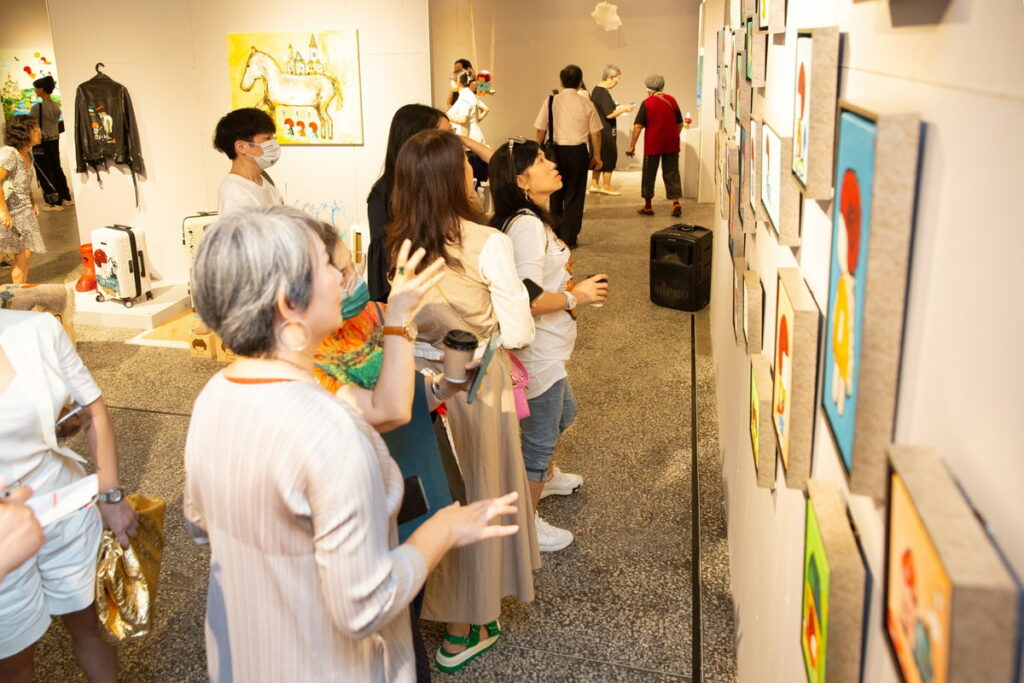 今日0818承億集團攜手當代藝術家寧芮潔舉辦個展發表會