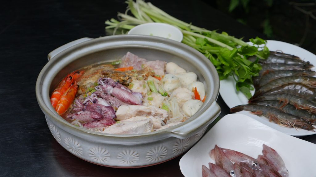深澳漁港尚青的小卷料理。(圖/新北市政府提供)