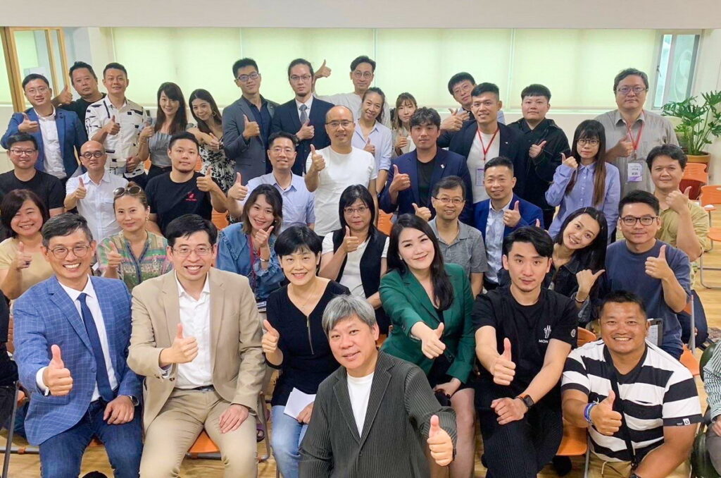 演講者與聽眾大合照