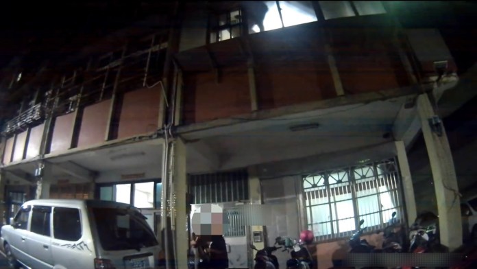 八里越南失聯移工躲警查緝 跳樓又跳橋雙腿骨折落網 63 112 13 | 社會 社會 記者爆料網