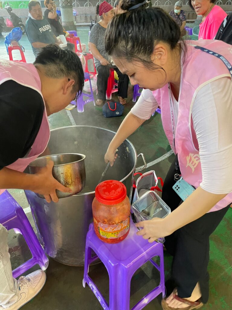「首爾號」環島義煮5天走過竹苗及花東偏鄉 為弱勢孩童煮出異國美食 71 LINE ALBUM 20230820%E8%8A%B1%E8%93%AE%E8%A7%92%E5%85%92%E9%97%9C%E6%87%B7%E5%8D%94%E6%9C%83 230821 3 | 生活 生活 記者爆料網