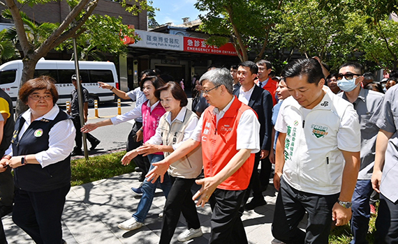 陳建仁視察羅東國小及成功國小通學廊道 駁斥前瞻計畫債留子孫說法