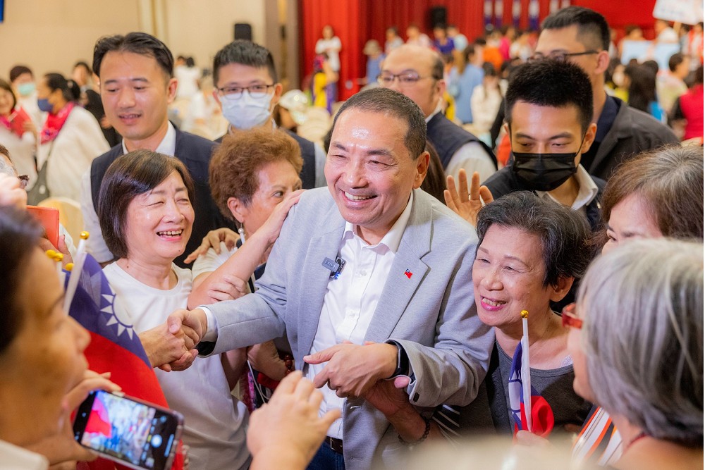 郭侯提金門政見 吳欣岱:比賽誰能獲習近平青睞、更快統一? 268 郭侯提金門政見 吳欣岱:比賽誰能獲習近平青睞、更快統一? 267