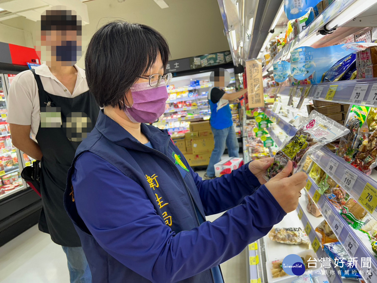▲高市執行中元節應節及祭祀食品抽驗專案，共計抽驗47件應景食品，檢驗結果皆與規定相符。