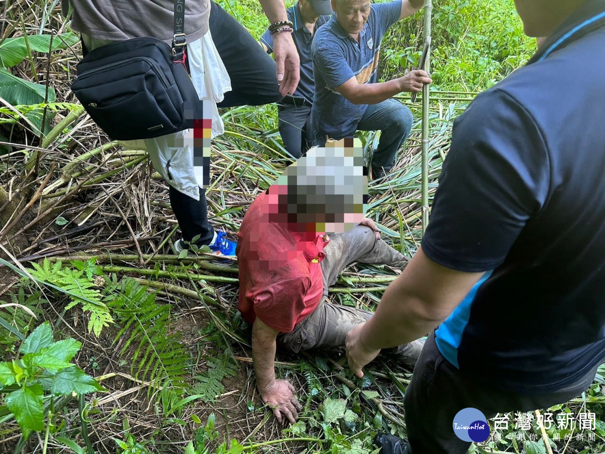 老翁參加旅遊團迷失山林　苗警發動友軍及時尋獲