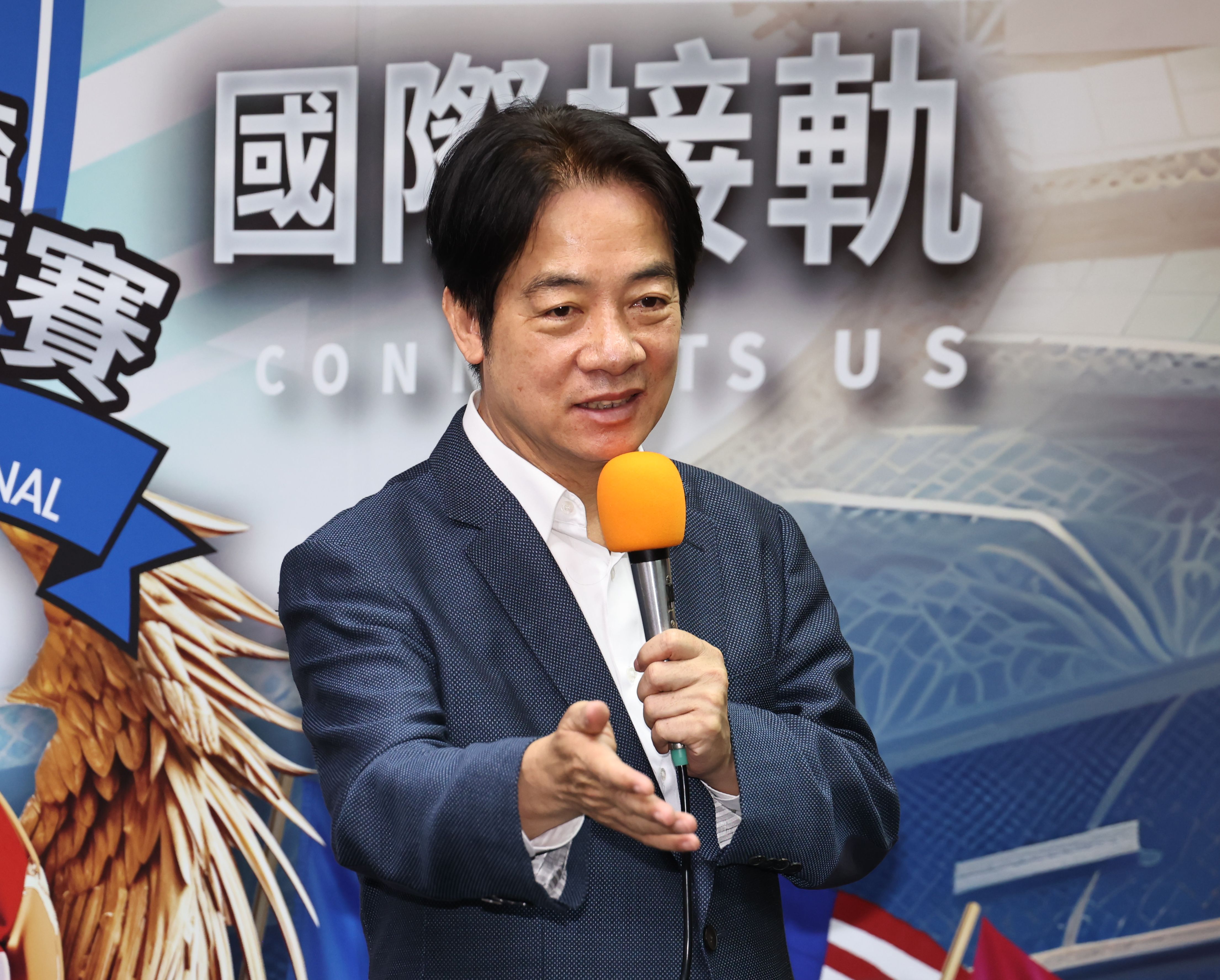 《菱傳媒》23日公布最近新總統大選民調,不論是在三腳督或是四腳督戰局下,賴清德的支持度都創下新高,突破4成支持度。資料照片/林啟弘攝