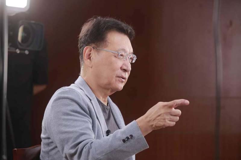 中廣董事長趙少康舉王建煊禮讓馬英九的往事,勸郭台銘「願賭服輸」。圖/取自趙少康臉書