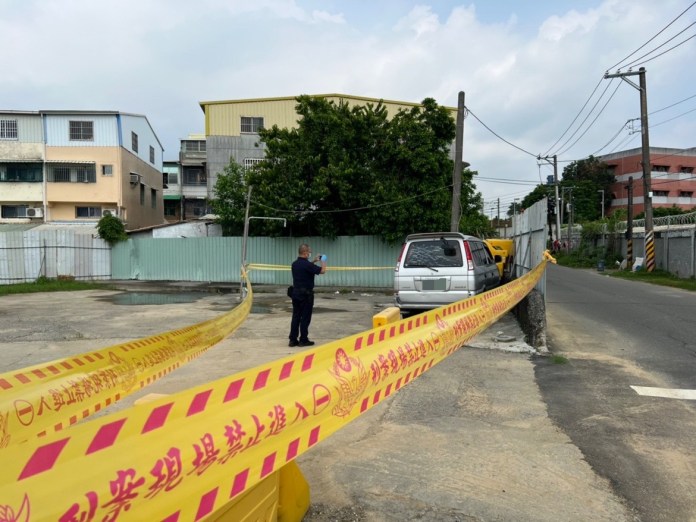 高雄工地旁驚見男子陳屍貨車內 疑投資失利燒炭輕生 65 高雄 投資失利 燒炭