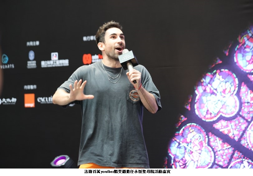 可能是 1 人和文字的圖像