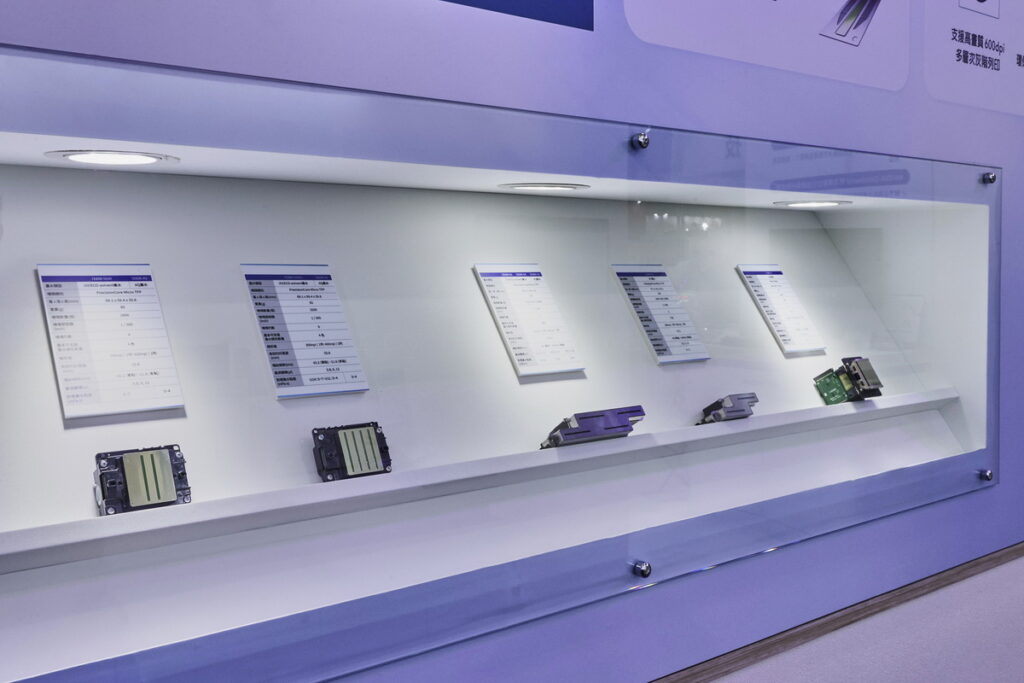 攤位中同步展出的列印噴頭,可提供高品質列印輸出以及高穩定性,廣泛應用於各種數位印刷、紡織、標籤與包裝印刷。
