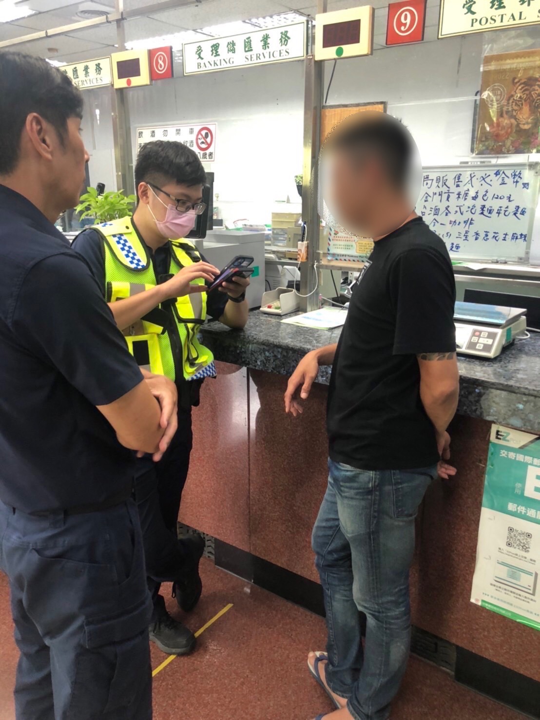 男子提51萬現金匯款 警阻詐竟變逮車手