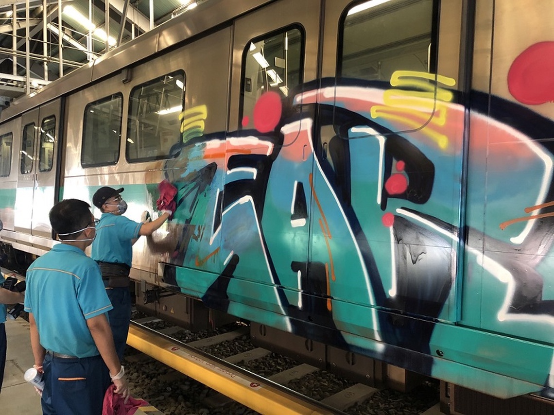 捷運車輛遭惡意塗鴉,高雄捷運採取迅速行動維護運營安全