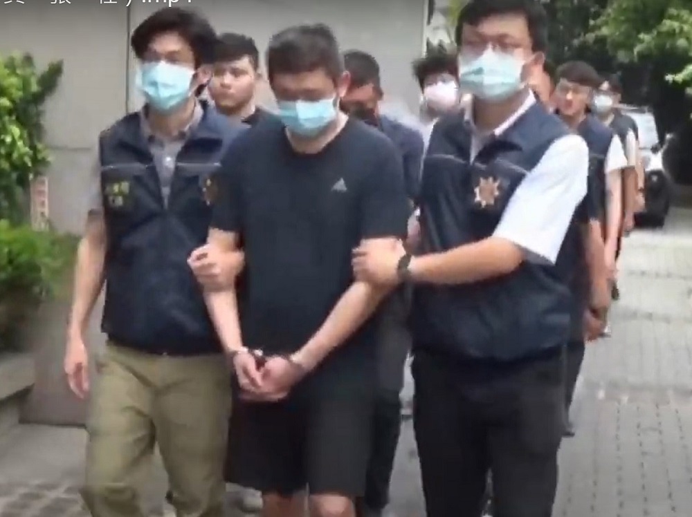 真實版絕命毒師 製毒工廠藏身工業區大型洗衣場逮四人 286 真實版絕命毒師 製毒工廠藏身工業區大型洗衣場逮四人 285