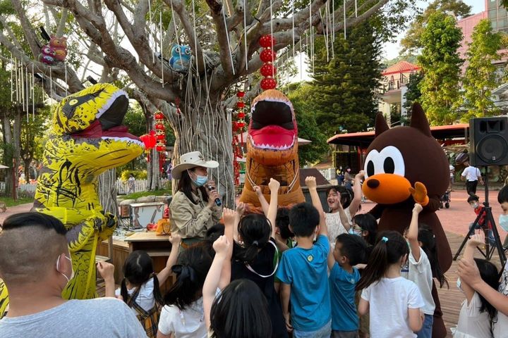 觀光工廠/HiONE啵比星球改造廢棄樂園 打造亞洲最大寵物天堂