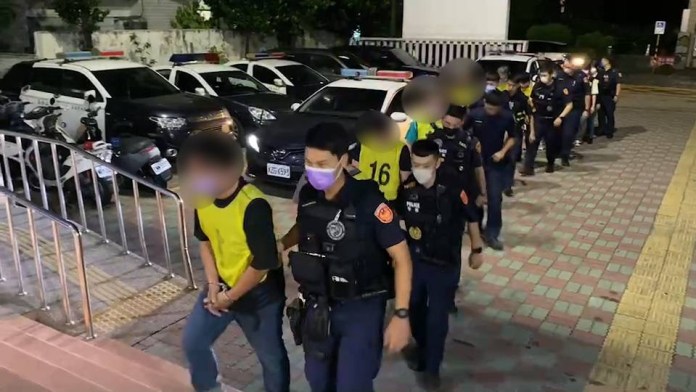 性愛趴藏南市民宿 十人衣衫不整被逮 72 A330C24C 939E 4C68 80FD C45E3F542671 | 社會 社會 記者爆料網