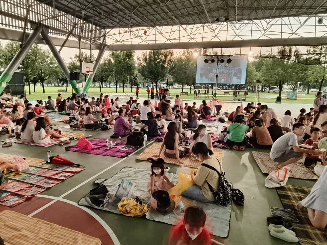 星光電影樂暑末活動,雨天熱情不減,於廣興公園如期舉行