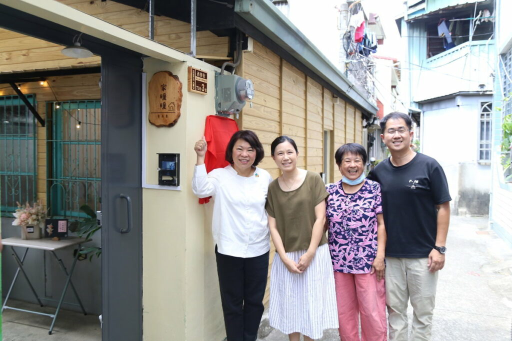 市長與業者獨照