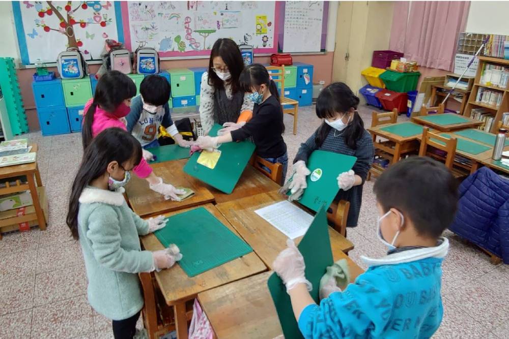 迎接開學 北市高中以下校園免強制戴口罩、開放家長入校 254 迎接開學 北市高中以下校園免強制戴口罩、開放家長入校 253