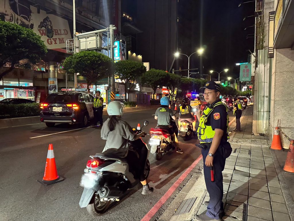 警方嚴格執行「青春專案」。(記者宋紹誠翻攝)