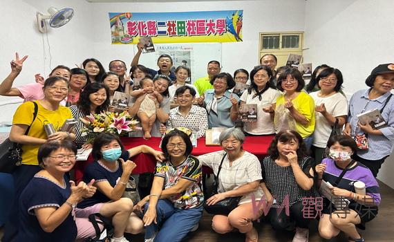 二社田社區大學推廣閱讀 舉辦張榮斌醫師新書簽書會鼓勵師生開卷有益