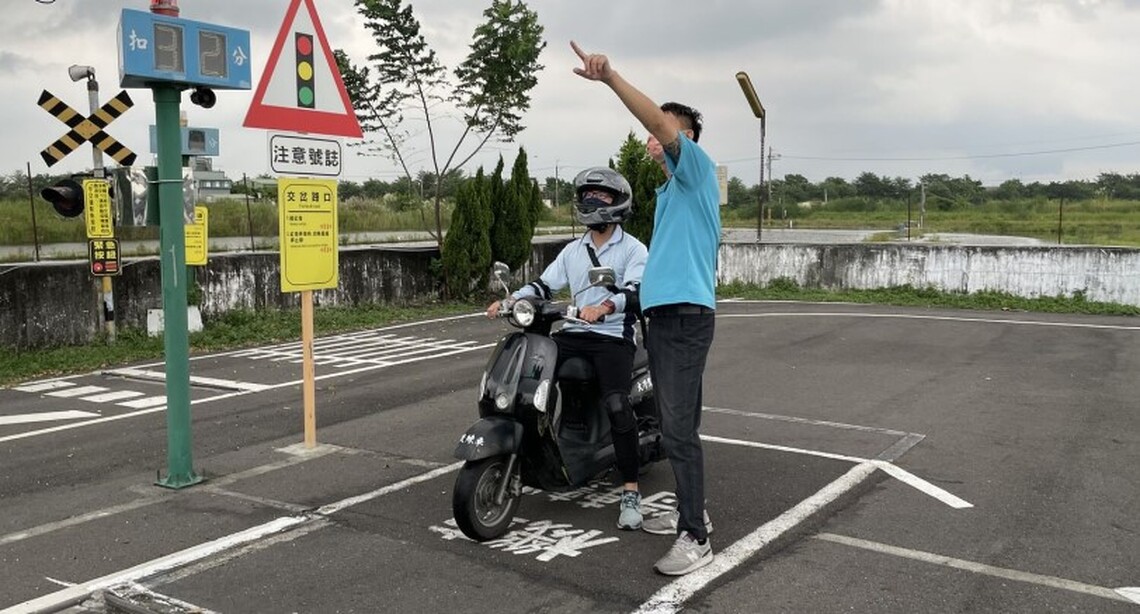 台南交局補助18歲機車駕訓班考照作成年禮