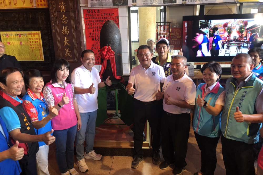 【搶攻彰化2-2】侯友宜合體四小雞走透透 盼新北經驗助年輕人成家 298 【搶攻彰化2-2】侯友宜合體四小雞走透透 盼新北經驗助年輕人成家 297