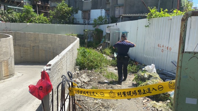 快訊/三重男陳屍工地水溝 遺體發黑腫脹身分難辨 64 412 16 | 社會 社會 記者爆料網