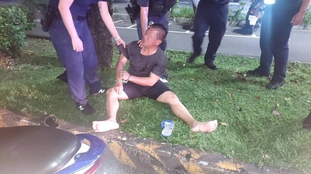 無照拒檢逃逸還逆向 高雄狂男挨罰7萬多元 70 93680116 1B27 4C29 93F3 5B1E0D1E4D36 | 社會 社會 記者爆料網