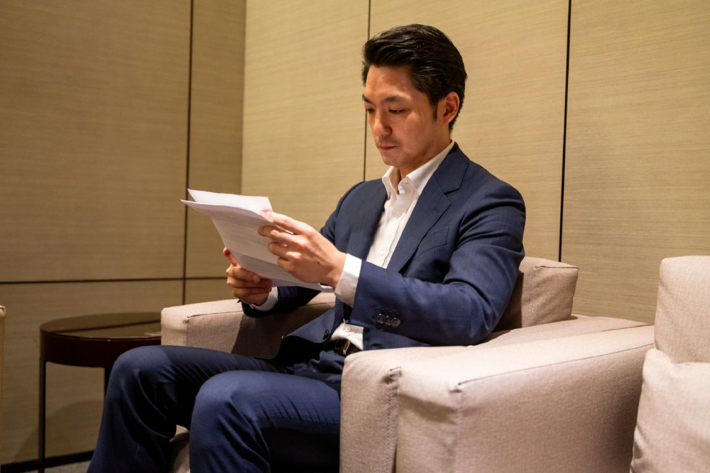 啟程赴上海 蔣萬安:珍惜民主維護和平企圖始終不變 306 蔣萬安啟程赴中。蔣萬安FB