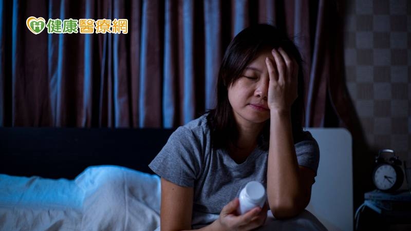 長期使用安眠藥,若手術會加劇嚴重? 專家這樣說