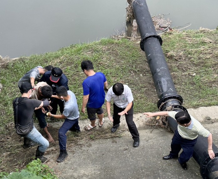 鳳山當街砍死女友 26歲越籍移工落網 79 5F8D70F0 E40D 46B4 98F5 AC901F7B7DA2 | 社會 社會 記者爆料網