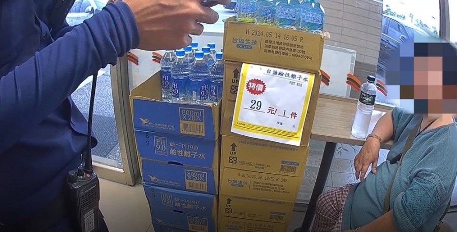 超商店員機警通報 六旬婦代碼繳費辦帳號險被假投資詐騙 264 超商店員機警通報 六旬婦代碼繳費辦帳號險被假投資詐騙 263
