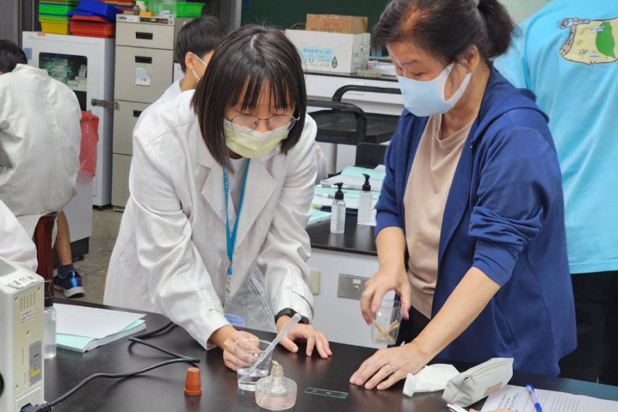 培育生物醫學未來之星!台灣安進x北醫大點燃青少年科學夢想 310 培育生物醫學未來之星!台灣安進x北醫大點燃青少年科學夢想 309