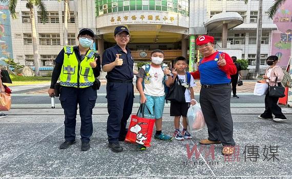 提升見警率 嘉警護童總動員
