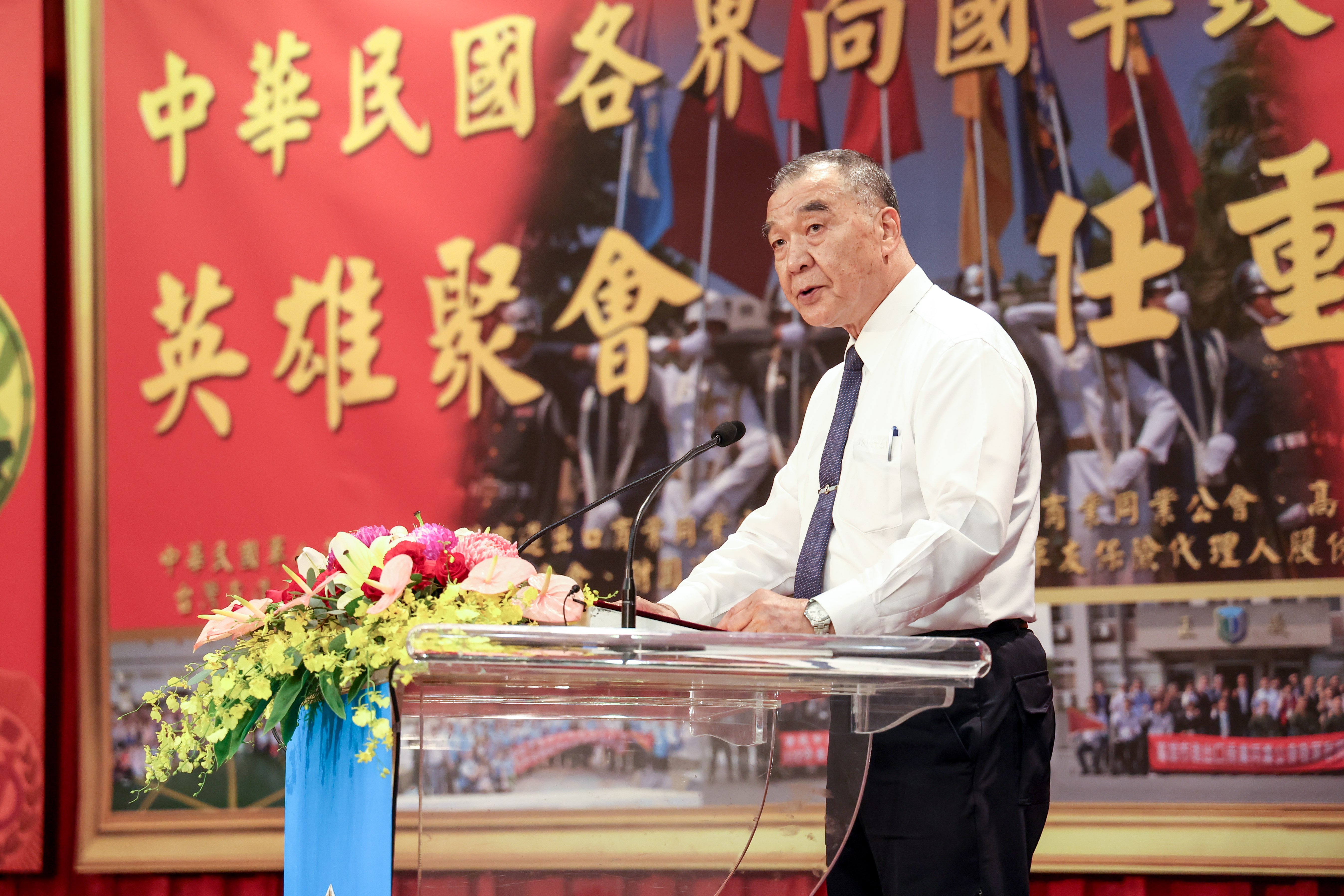 面對中共對台威脅日增,外界憂心兩岸萬一發生戰爭,國防部長邱國正強調,國軍只有亡將沒有降軍。軍友社提供