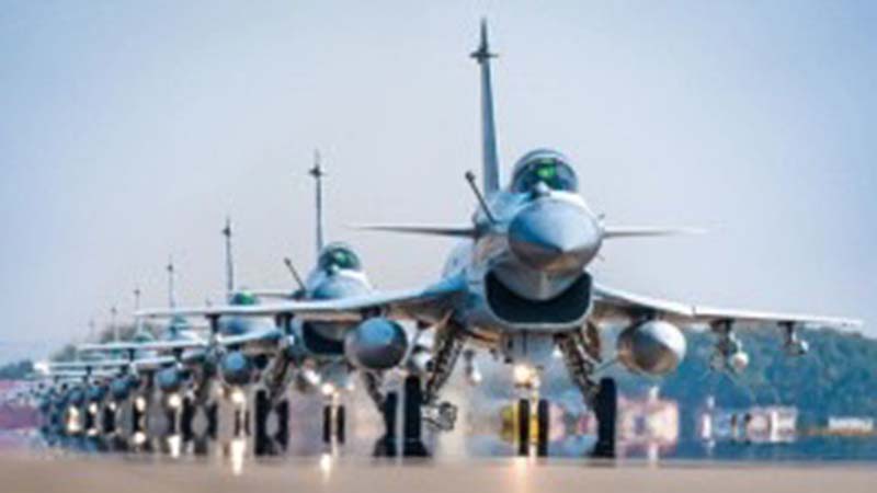 殲10戰機機群。圖/取自中國航空新聞網