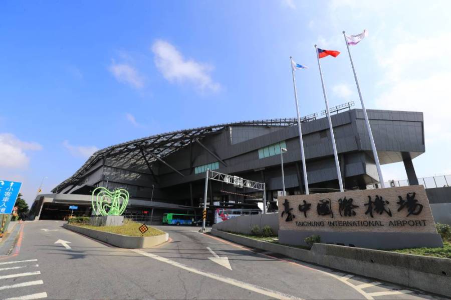 不再一票難求 江啟臣爭取台中金門航班增量 疏運萬人 290 不再一票難求 江啟臣爭取台中金門航班增量 疏運萬人 289