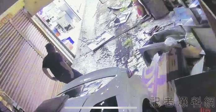 開車打瞌睡衝撞騎樓!3店家及7機車遭殃 駕駛這下醒了 76 B1C28562 78DB 42C5 A8D0 697E182B7695 | 社會 社會 記者爆料網