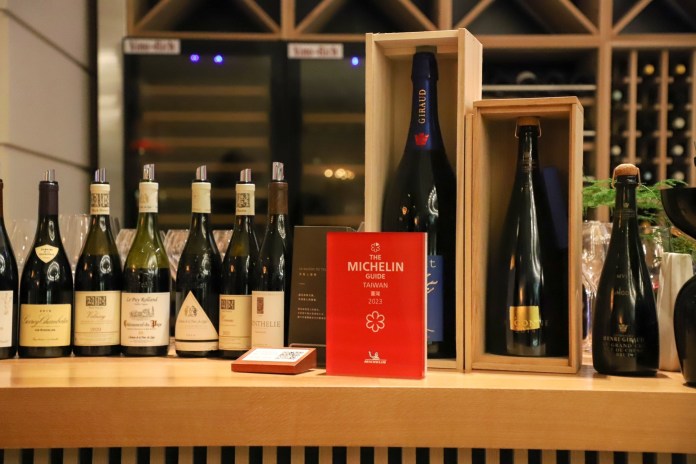「2023台灣米其林晚宴」餐酒新亮點! 台中"天地人酒窖"大放異彩 92 S 18473002 | 美食旅遊 美食旅遊 記者爆料網